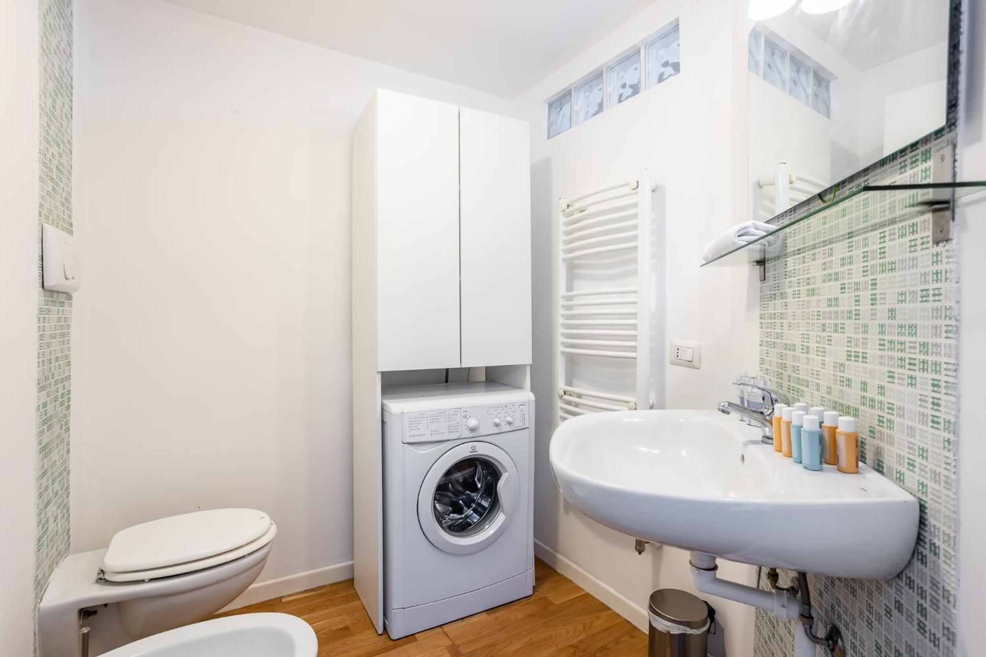 Apartment Ugolini 29 Mailand